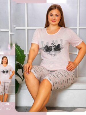 Pijamale din bumbac pentru dame, MARIMI MARI – BLUZA ROZ PAL  cu imprimeu LEBEDE si pantalon TREISFERT,  Cod produs PFRM4