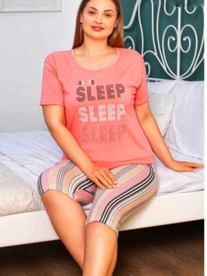 Pijama din bumbac pentru dame,  tricou ROSU CORAI  cu imprimeu  , pantalon TREISFERT,  Cod PFRV361