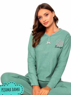 Pijamale din molton ...