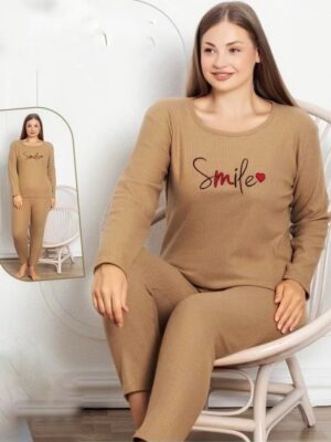 Pijamale din molton pentru dame, MARIMI MARI GROASE- BLUZA MARO  cu imprimeu SMILE si pantalon  LUNG ,  Cod produs- PFRM 514