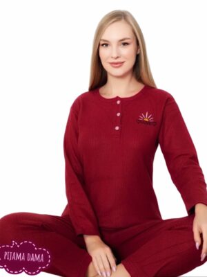 Pijamale din molton ...