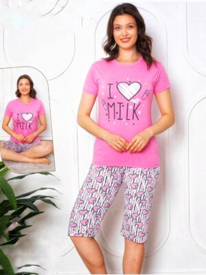 Pijama dama ,   tricou ROZ cu imprimeu si pantalon treisfert ,  Cod PFRV1027