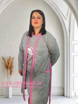 Compleu (camașă +halat )din bumbac 100%, pentru gravide ,GRI CU ROZ DESCHIS,cu imprimeu URSULEȚ in zona burticii, COD PRODUS : CG214