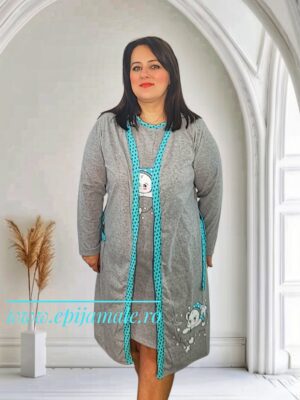 Compleu (camașă +halat )din bumbac 100%, pentru gravide ,GRI CU TURCOAZ,cu imprimeu URSULEȚ in zona burticii, COD PRODUS : CG215