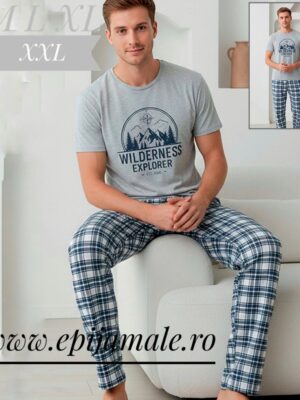 Pijamale din bumbac 100%, pentru bǎrbați ,model clasic, BLUZA TRICOU GRI, cu imprimeu  ,pantalon LUNG , COD: PBR931