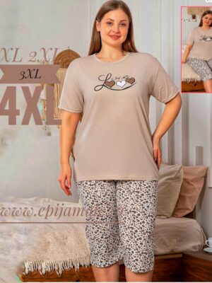 Pijama din bumbac 100% pentru dame,  TRICOU CREM cu imprimeu inimi și  pantalon TREISFERT –  Cod PFRV960